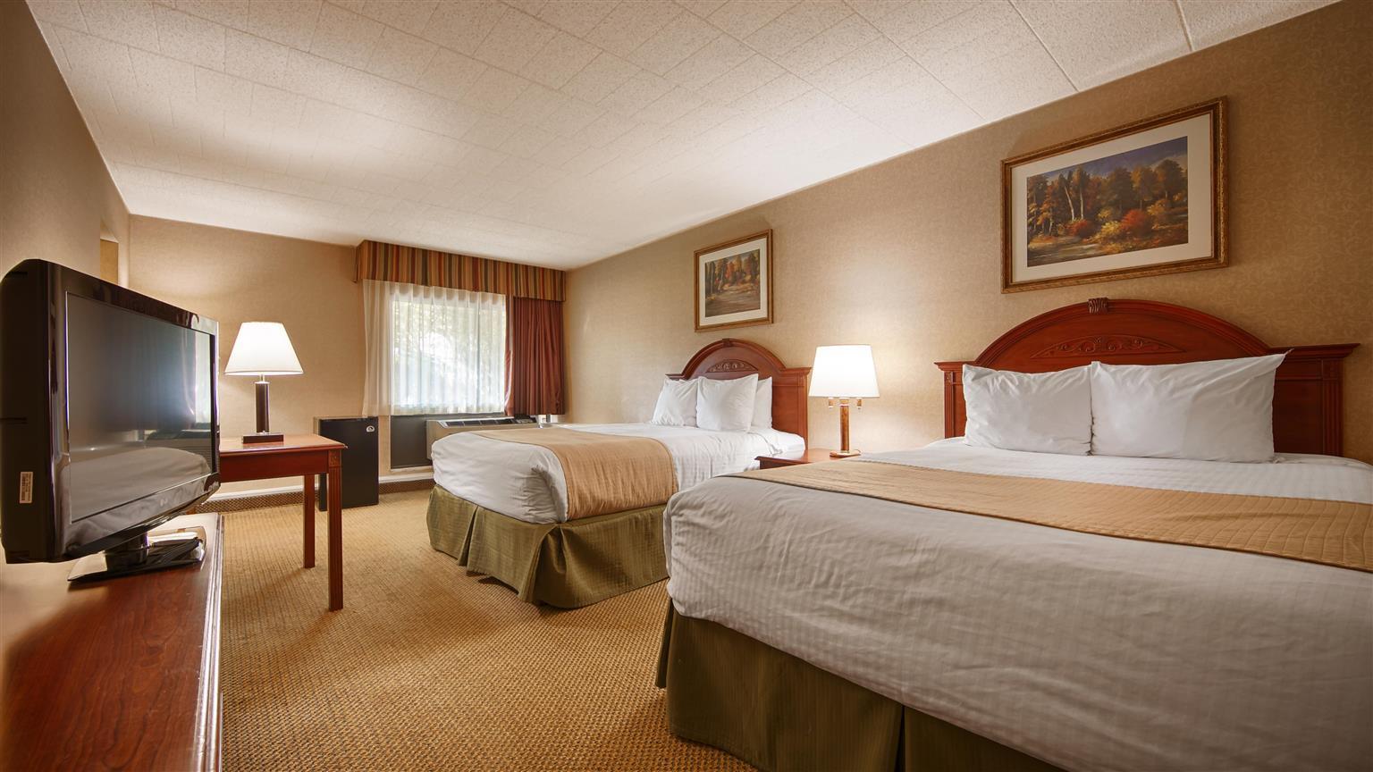 Best Western Woodhaven Inn Exterior photo